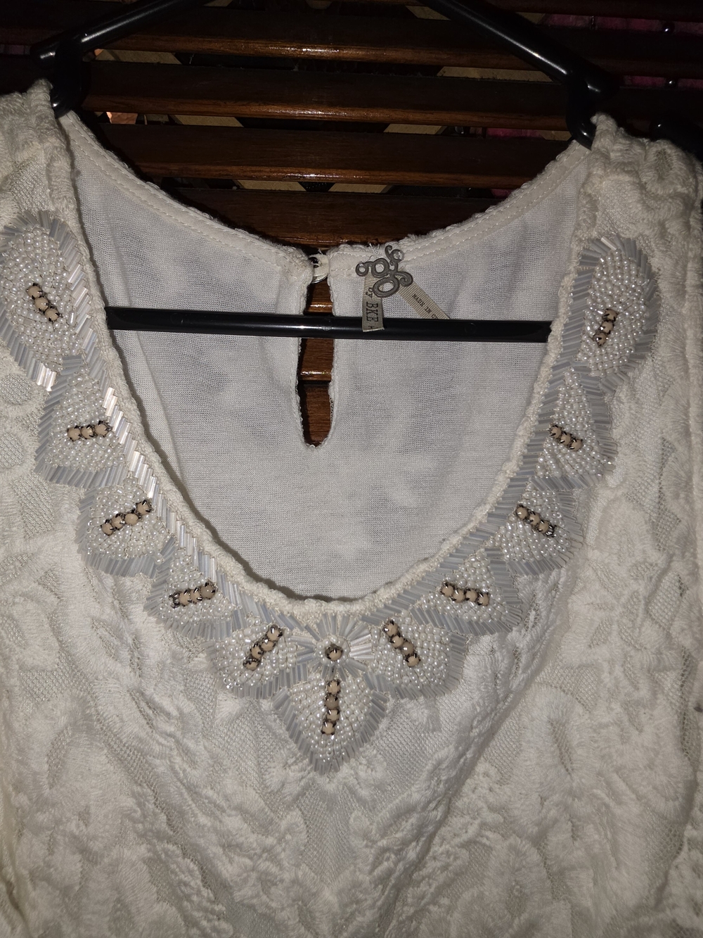 BKE  Scoop Neck Cable Knit Sweater - White